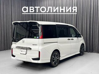 2016 Honda Stepwgn Spada V, белый, 1770000 рублей, вид 3
