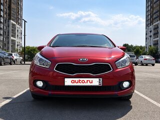 2015 Kia Ceed II, красный, 999999 рублей, вид 1