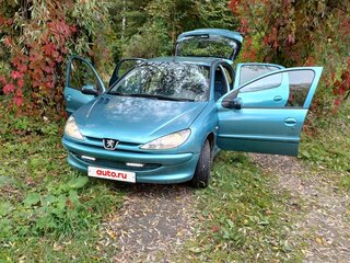 2000 Peugeot 206, зелёный, 145000 рублей, вид 3