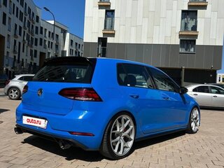 2019 Volkswagen Golf GTI VII Рестайлинг, синий, 2500000 рублей, вид 5