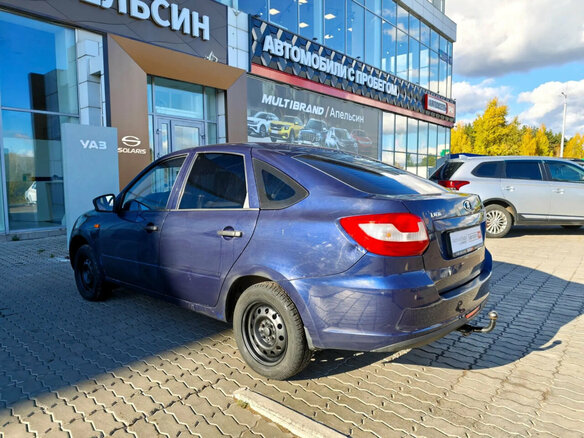 2015 Lada (ВАЗ) Granta I, синий, 351073 рублей - вид 17