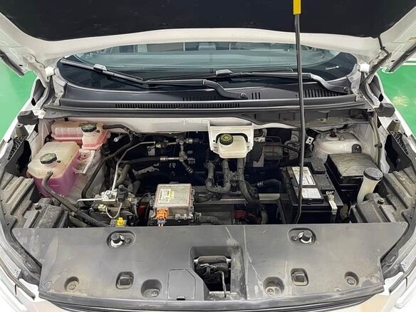 2023 BYD Yuan Pro (47 kWh) I Рестайлинг 2 (Pro), белый - вид 19