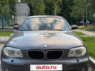 2006 BMW 1 серии 120i I (E81/E82/E87/E88), серый, 570000 рублей, вид 1