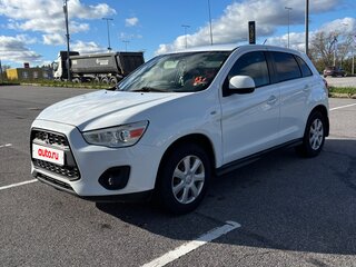 2012 Mitsubishi ASX I Рестайлинг, белый, 850000 рублей, вид 1