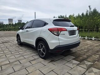 2022 Honda Vezel I Рестайлинг, белый, 1299777 рублей, вид 4
