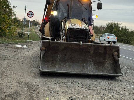 2007 Caterpillar 428, 3550000 рублей, вид 3