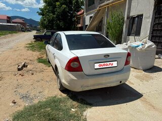 2010 Ford Focus II Рестайлинг, белый, 360000 рублей, вид 3