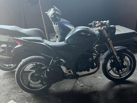 2019 Suzuki Gixxer 150, чёрный, 60000 рублей, вид 2