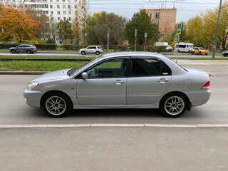 2006 Mitsubishi Lancer IX Рестайлинг, серебристый, 325000 рублей, вид 3