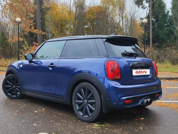 2014 Mini Hatch Cooper S III (F55/F56), синий, 2100000 рублей - вид 4