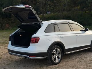2021 Volkswagen C-Trek, белый, 1220000 рублей, вид 4