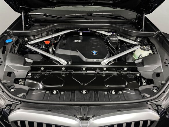 2026 BMW X5 Long 30Li IV (G05/G18) Рестайлинг, чёрный, 10960000 рублей - вид 9