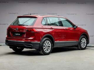 2021 Volkswagen Tiguan II Рестайлинг, красный, 2299000 рублей, вид 5