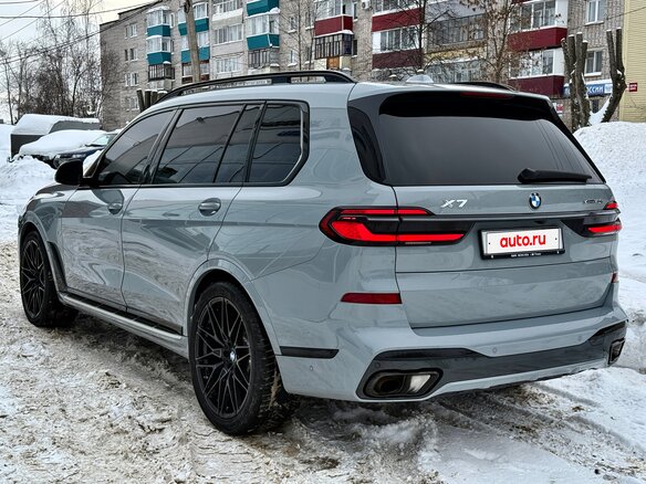 2023 BMW X7 40i I (G07) Рестайлинг, серый, 10400000 рублей - вид 15
