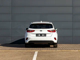 2019 Kia Ceed III, белый, 1895000 рублей, вид 5