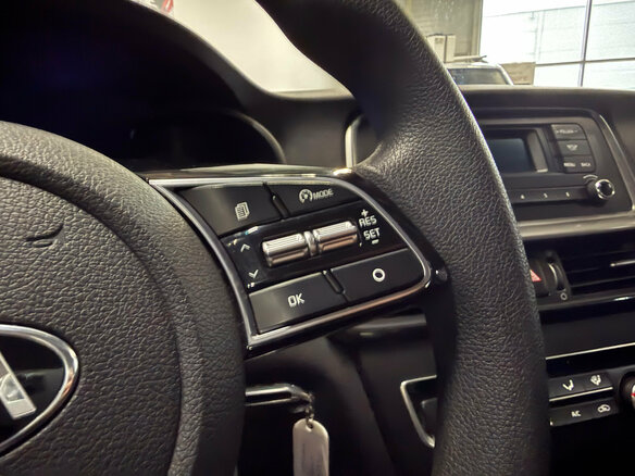 2019 Kia Optima IV Рестайлинг, белый, 1810000 рублей - вид 9