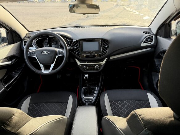 2018 Lada (ВАЗ) Vesta SW Cross I, белый, 955000 рублей - вид 15