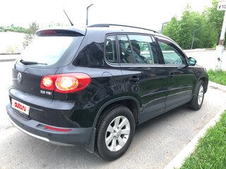 2009 Volkswagen Tiguan I, чёрный, 799000 рублей, вид 3