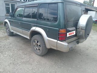 1995 Mitsubishi Montero II, зелёный, 330000 рублей, вид 3