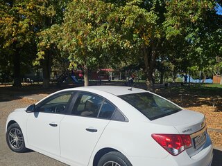 2013 Chevrolet Cruze I Рестайлинг, белый, 820000 рублей, вид 5
