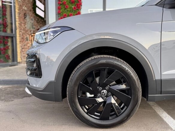 2026 Volkswagen Tharu XR, серый, 1900000 рублей - вид 7
