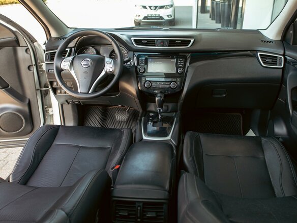 2017 Nissan Qashqai II, серебристый, 1415000 рублей - вид 14