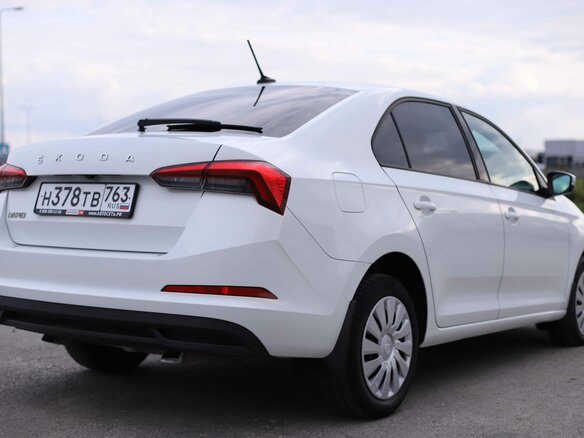 2021 Skoda Rapid II, белый - вид 4