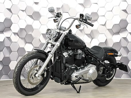 2021 Harley-Davidson Softail Standard, чёрный, 1599000 рублей, вид 2