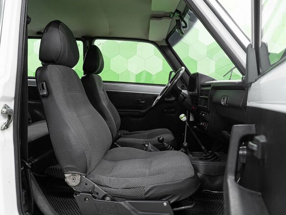 2011 Lada (ВАЗ) 2121 (4x4) I Рестайлинг, белый, 320000 рублей - вид 10