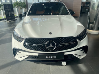 2026 Mercedes-Benz GLC Coupe 300 II (C254), белый, 9390000 рублей, вид 2