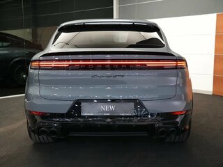 2025 Porsche Cayenne GTS Coupé III Рестайлинг, серый, 24770000 рублей, вид 2