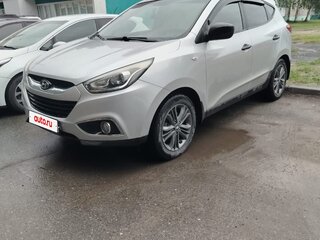 2014 Hyundai ix35 I Рестайлинг, серебристый, 1500000 рублей, вид 1