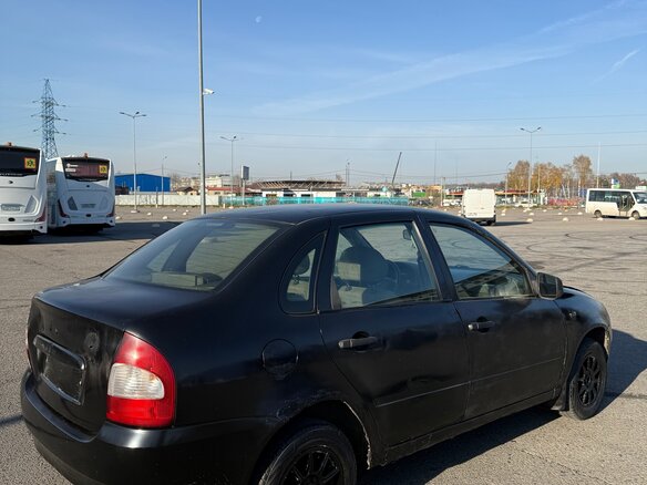 2011 Lada (ВАЗ) Kalina I, чёрный, 135000 рублей - вид 3