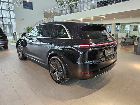 2025 Li Auto (Lixiang) L7 52.3 kWh I Рестайлинг, чёрный, 10690000 рублей - вид 6