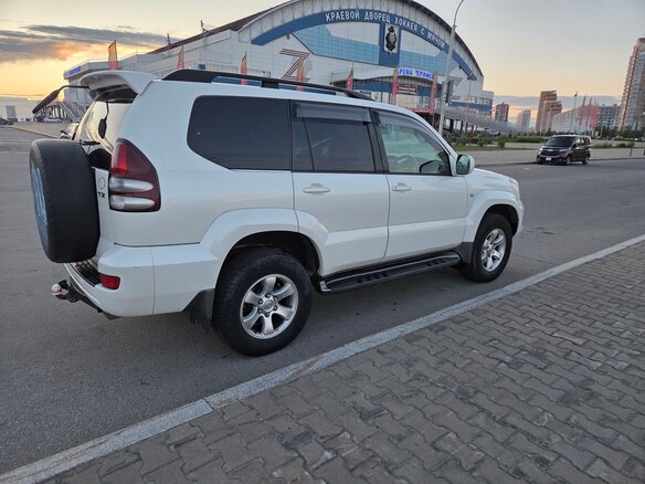 2002 Toyota Land Cruiser Prado 120 Series, белый, 2250000 рублей - вид 7
