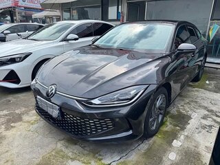 2023 Volkswagen Lamando L II, серебристый, 1580111 рублей, вид 1