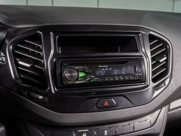 2016 Lada (ВАЗ) Vesta I, серебристый - вид 12