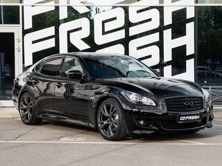 Infiniti Q70 I