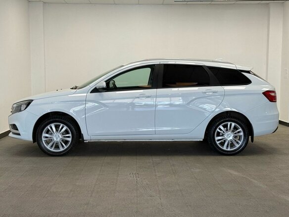 2019 Lada (ВАЗ) Vesta SW I, белый, 1150000 рублей - вид 4