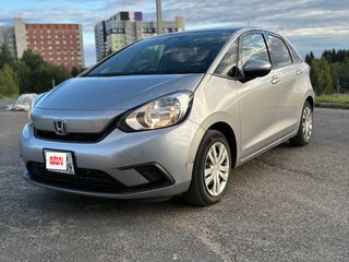 2022 Honda Fit IV, серебристый, 1215000 рублей, вид 1