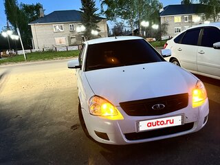 2014 Lada (ВАЗ) Priora I Рестайлинг, белый, 550000 рублей, вид 4