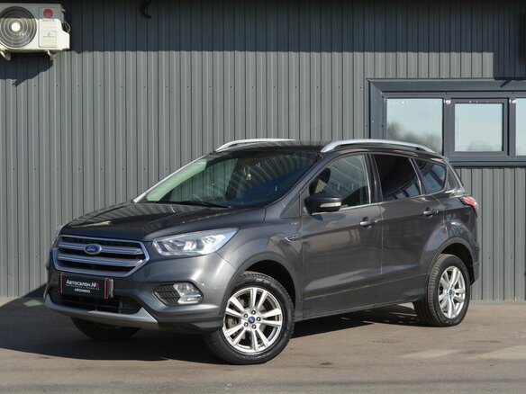 2017 Ford Kuga II Рестайлинг, серый, 1549888 рублей