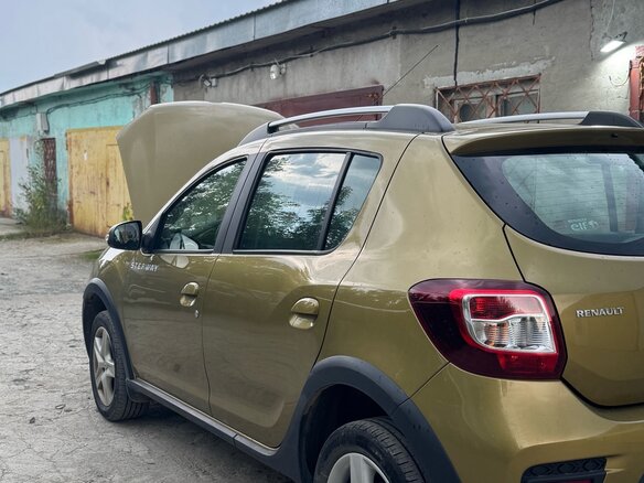 2017 Renault Sandero Stepway II, зелёный, 1150000 рублей - вид 7