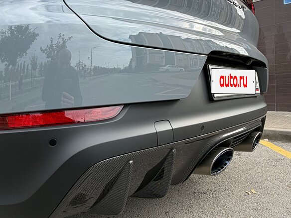 2024 Porsche Cayenne Turbo GT Coupé III Рестайлинг, серый, 25200000 рублей - вид 6