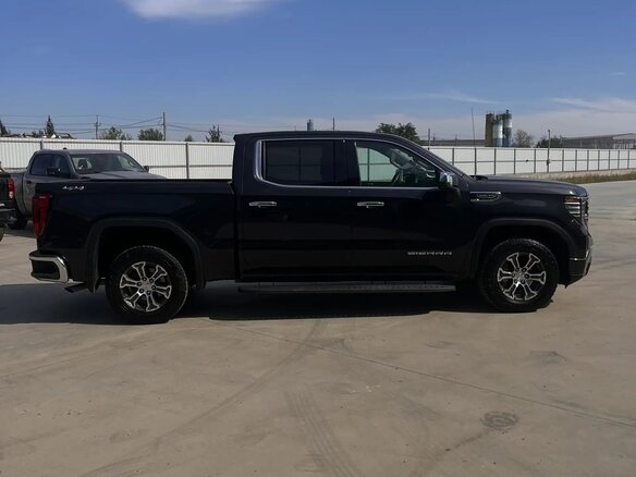 2025 GMC Sierra Crew Cab IV Рестайлинг, чёрный, 5900000 рублей - вид 10