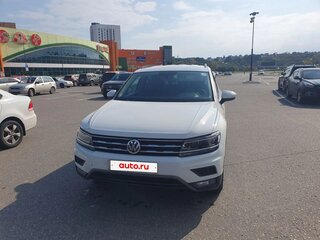 2020 Volkswagen Tiguan Allspace II, белый, 2650000 рублей, вид 1