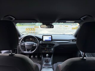 2019 Ford Focus IV, чёрный, 1659000 рублей, вид 4