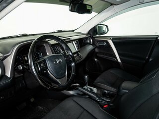 2018 Toyota RAV4 IV (XA40) Рестайлинг, белый, 2050000 рублей, вид 5