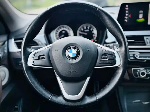 2022 BMW X1 Long 20Li sDrive II (F48) Рестайлинг, белый, 1970500 рублей - вид 9