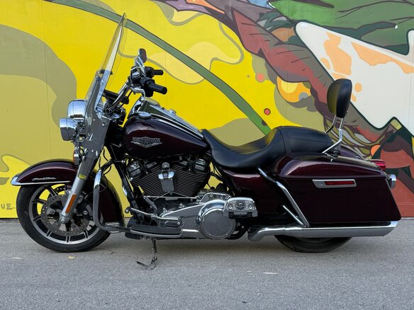 2018 Harley-Davidson Road King, красный, 1550000 рублей - вид 1